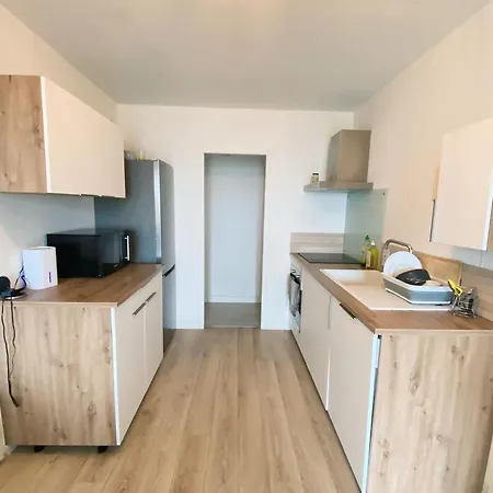 Privee Dans Partage - Calme - Proche Tram A - Wifi - Ref P5 Homestay Lormont